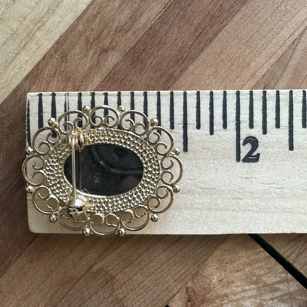 Artisan Crafted this vintage